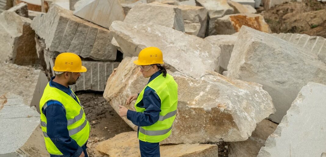 Lapidei e materiali da escavazione, rinnovata parte economica del contratto nazionale